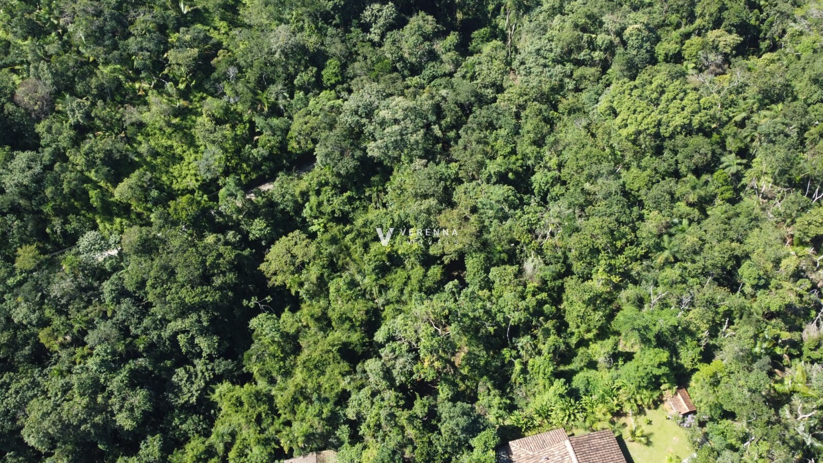 Estaleiro 11 mil metros pé na areia casa e terreno.
