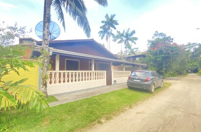 Puruba - casa à venda na Praia, Ubatuba