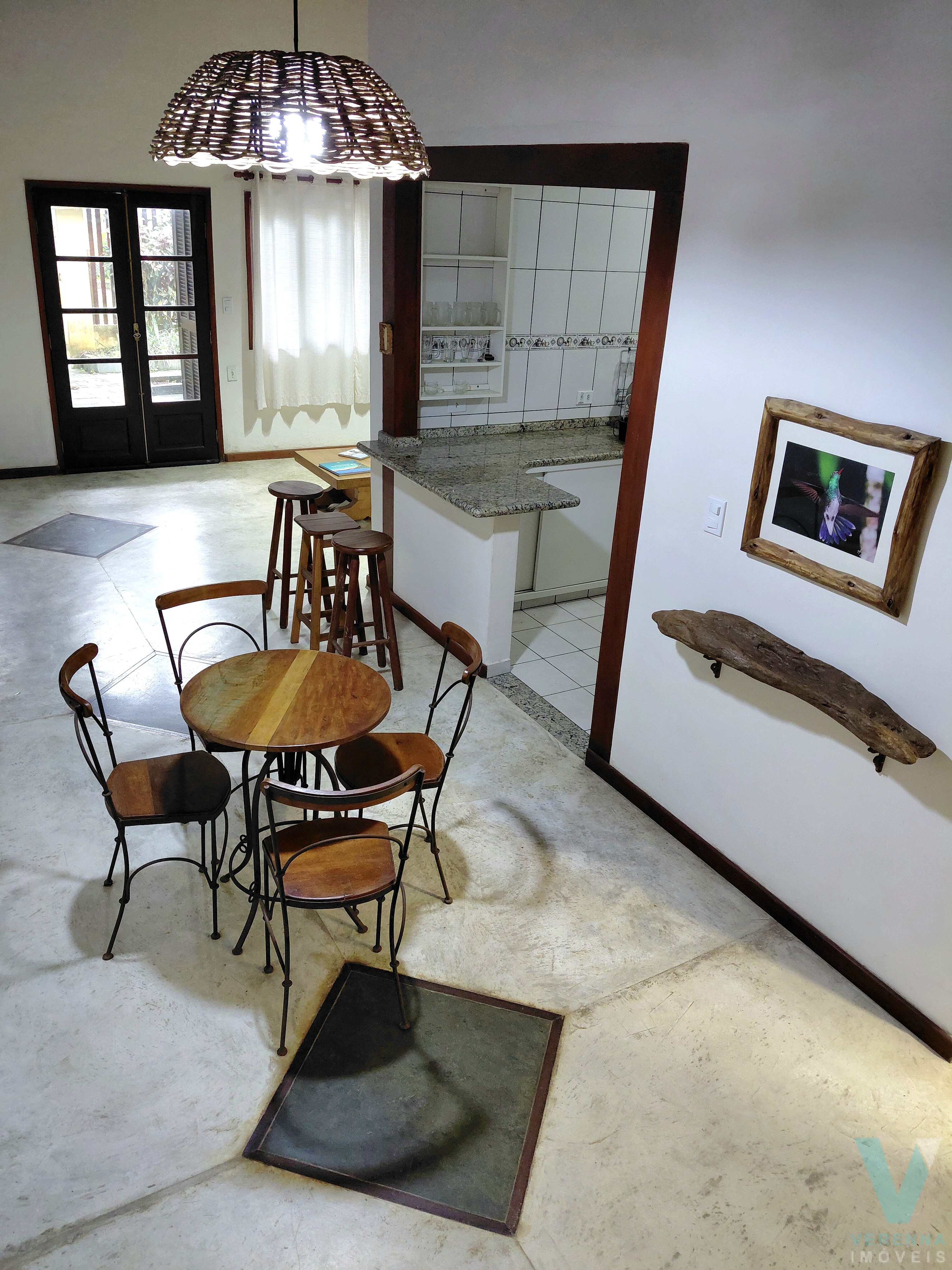 Casa na praia das Toninhas 3 quartos
