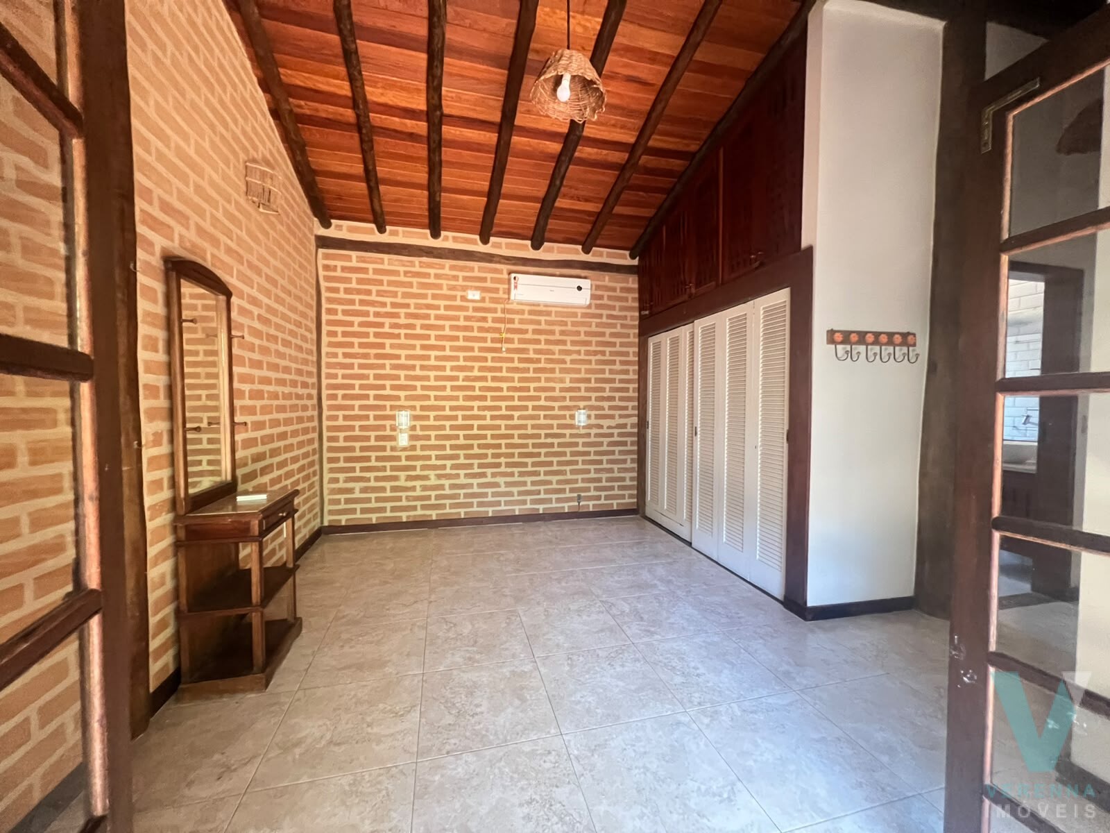 Casa na Praia Barra Seca, Ubatuba - SP - 100 metros da Praia.