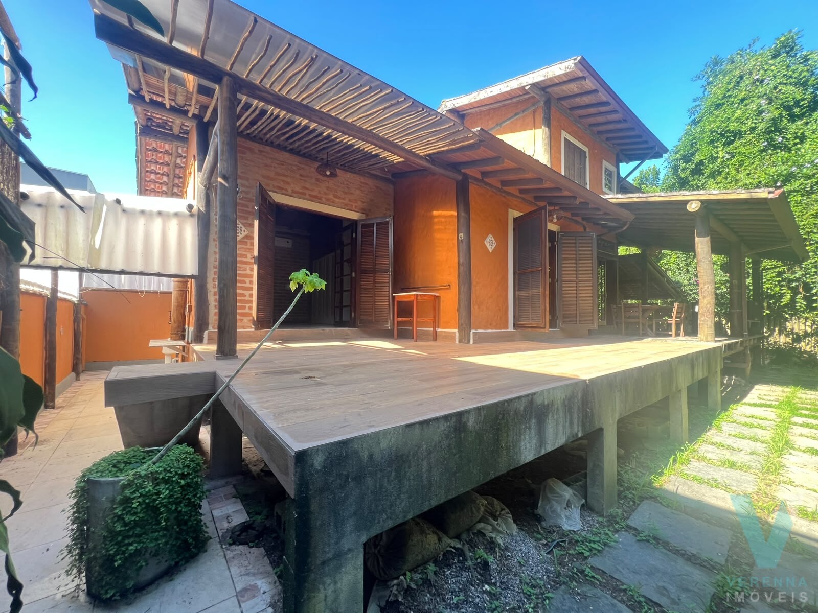 Casa na Praia Barra Seca, Ubatuba - SP - 100 metros da Praia.