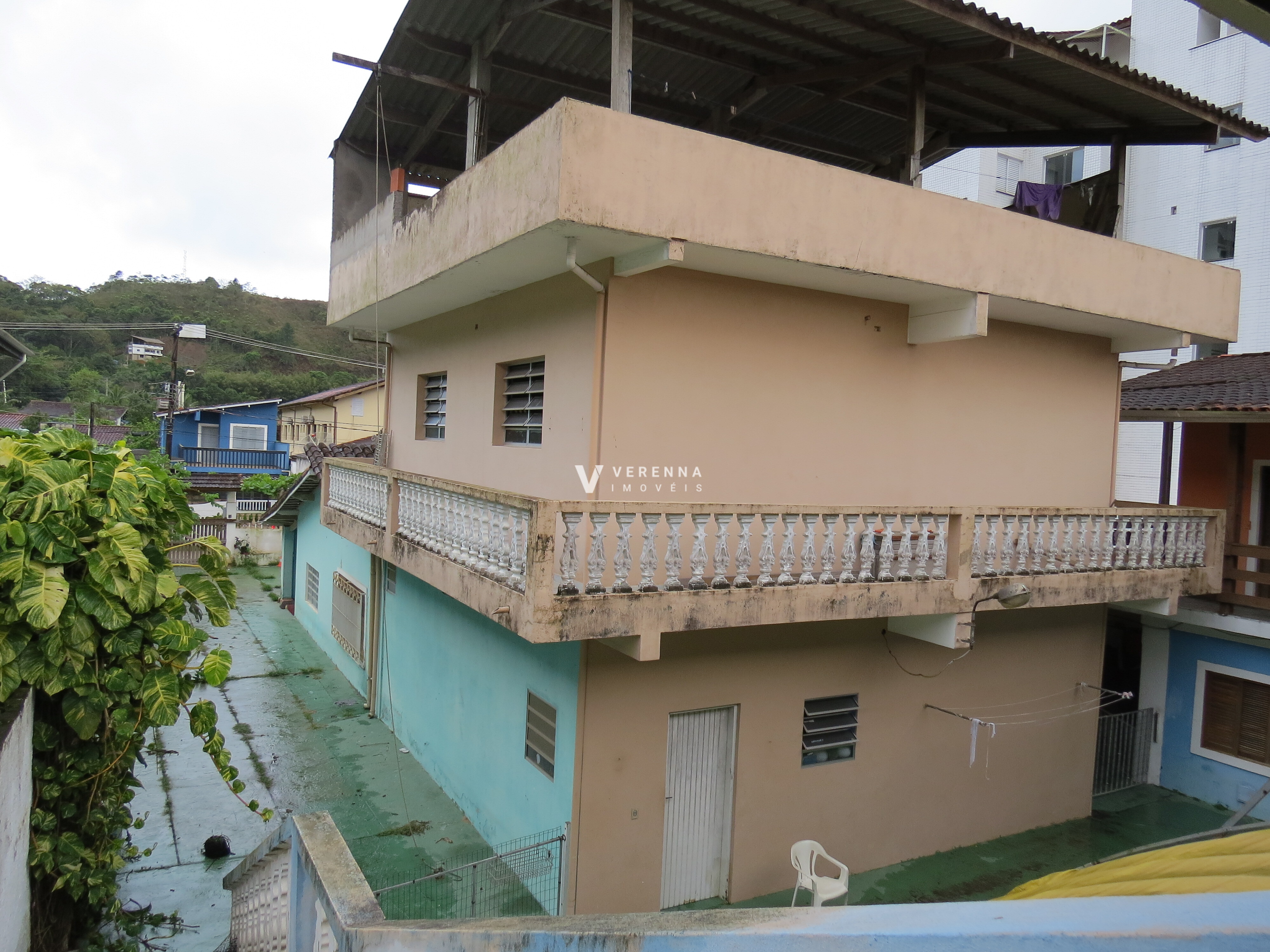 casa terreno residencial ou comercial ou incorporação -  50 metros da Praia da Enseada