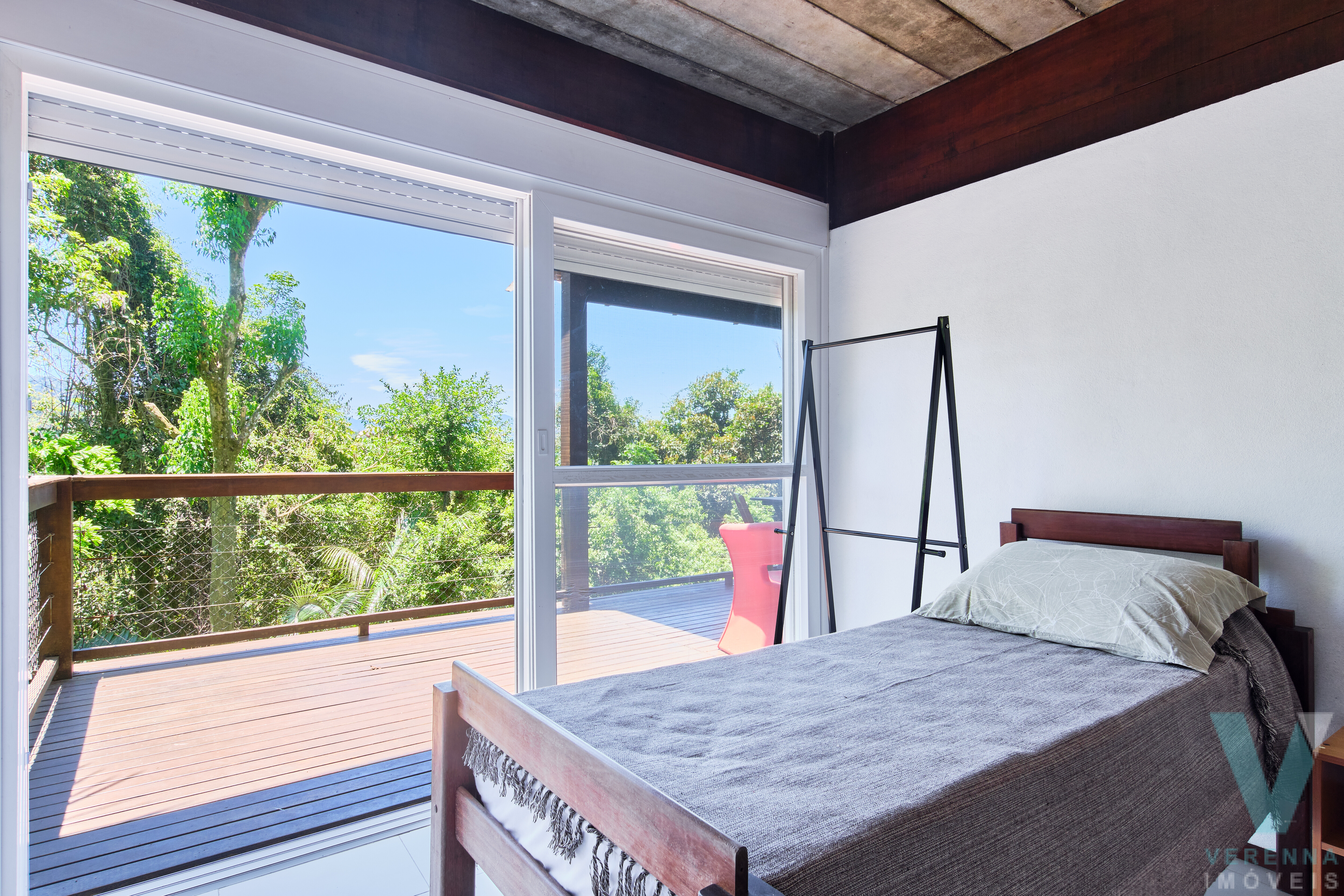 Casa na Praia do Félix, 100 metros da praia e vista para o mar!