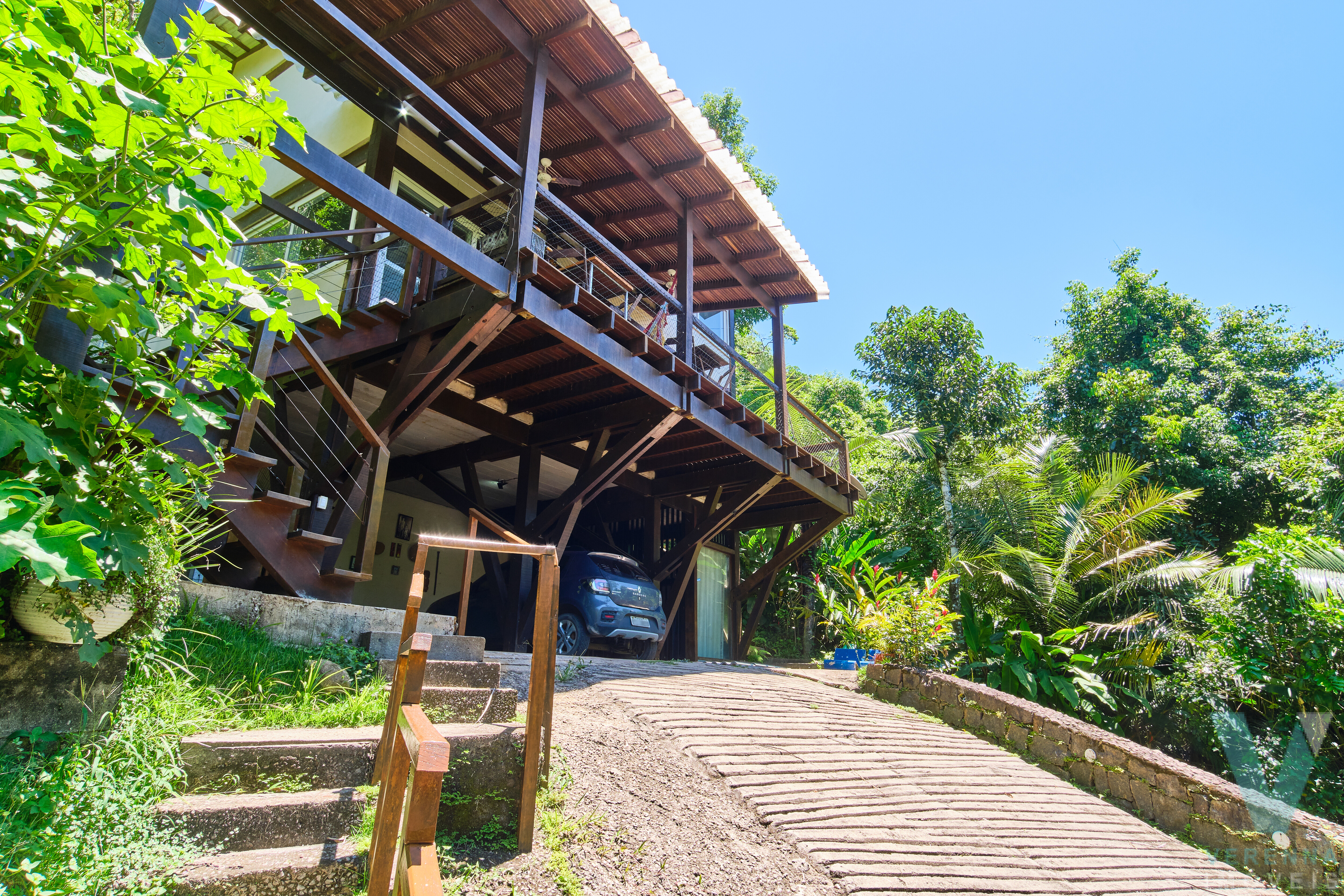 Casa na Praia do Félix, 100 metros da praia e vista para o mar!