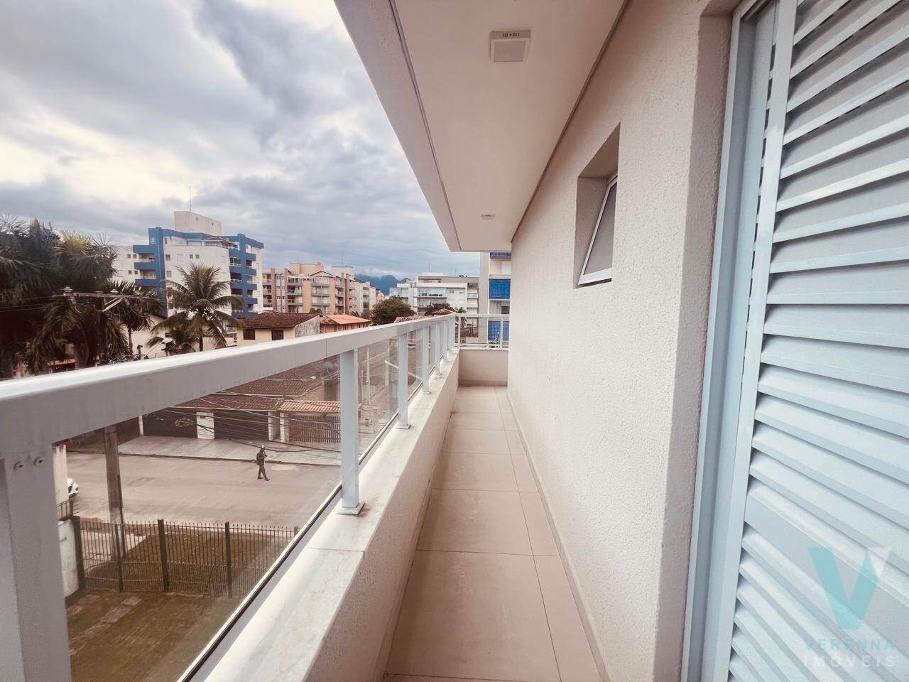 Apartamento novo Itaguá duas suites e lavabo