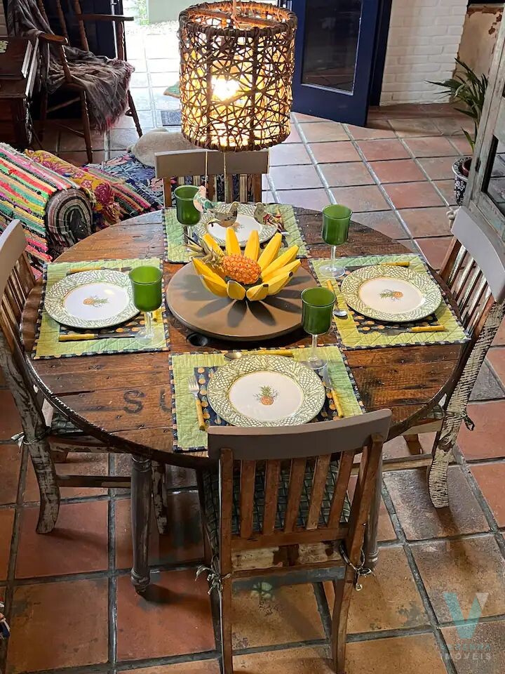 Casa de Esquina no Itaguá, com piscina!