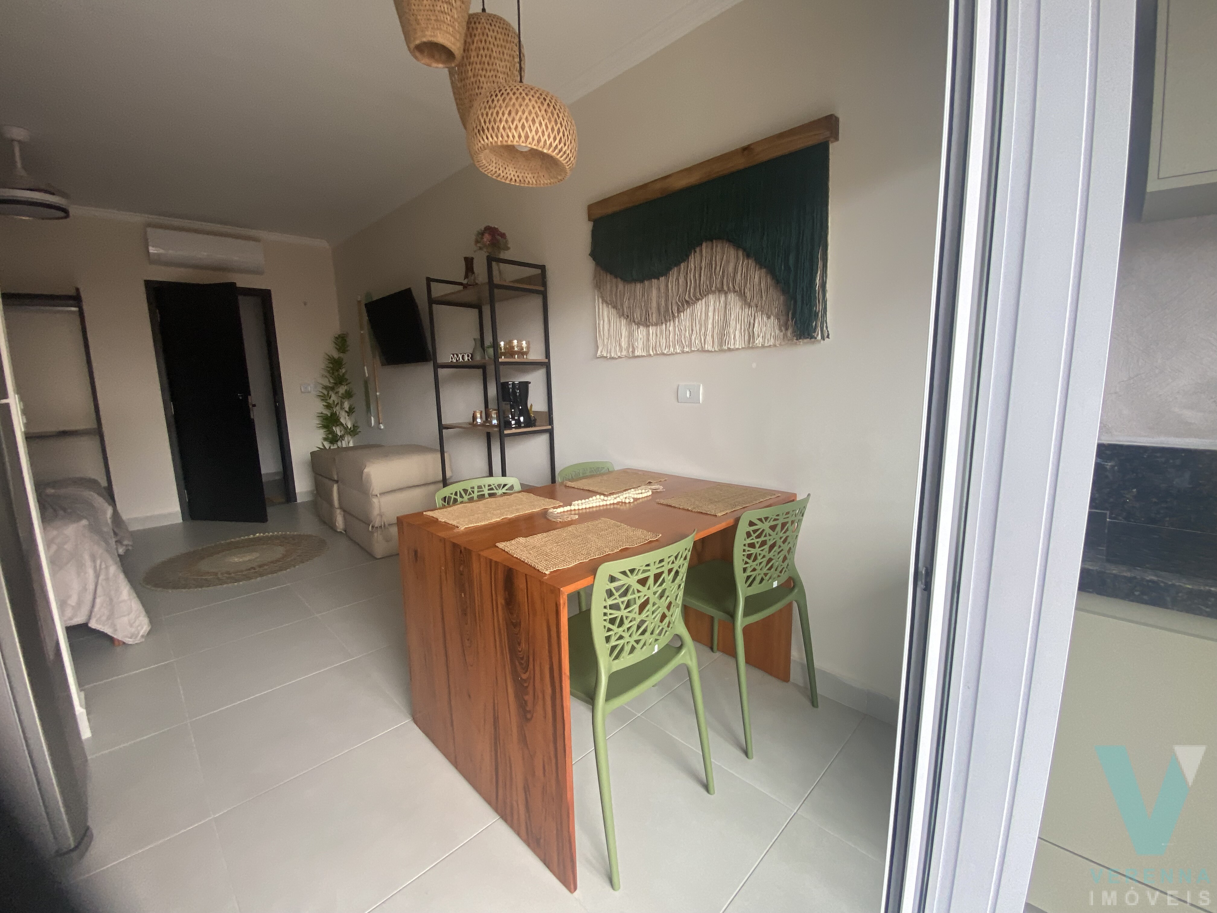 Studio Itagua novo e mobiliado