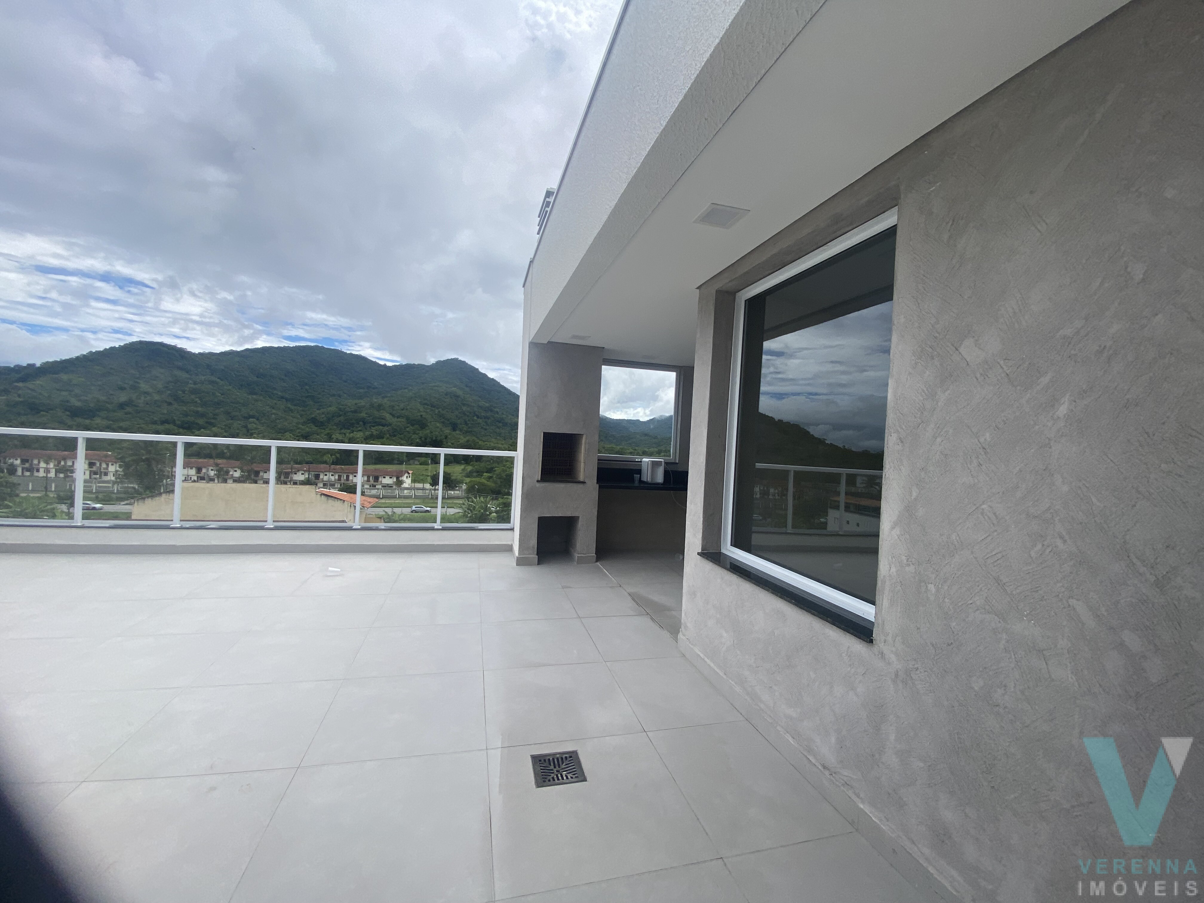 Studio Itagua novo e mobiliado