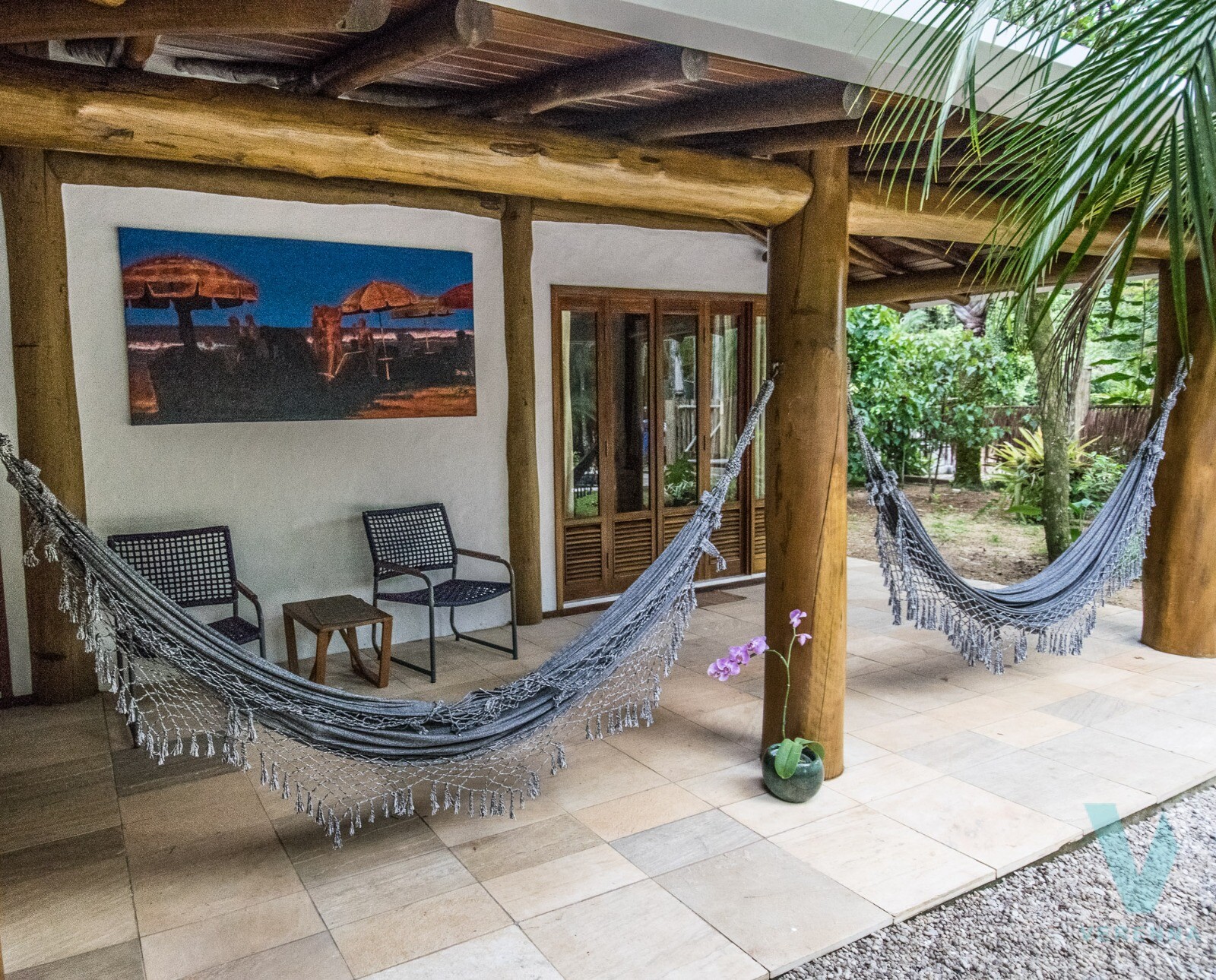 Casa Itamambuca, dois lotes, 100 metros da praia.