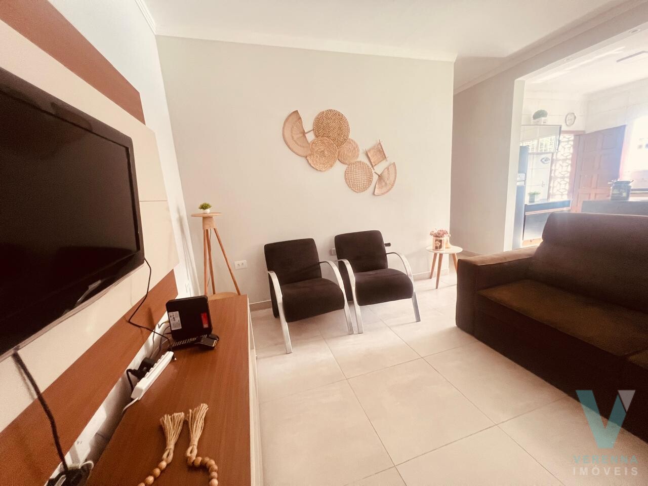 Casa com piscina 900 metros quadrados de terreno