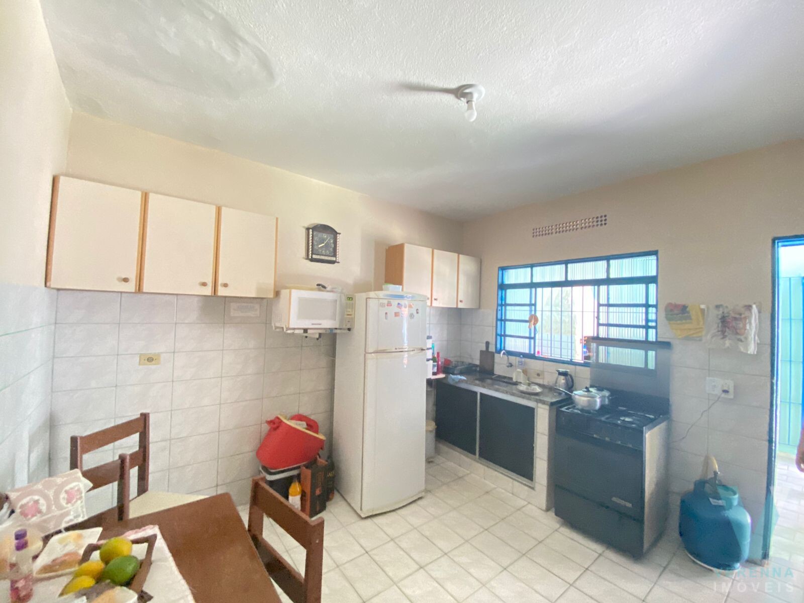 Casa de Esquina - Moradia ou Incorporação no Pereque-Açu