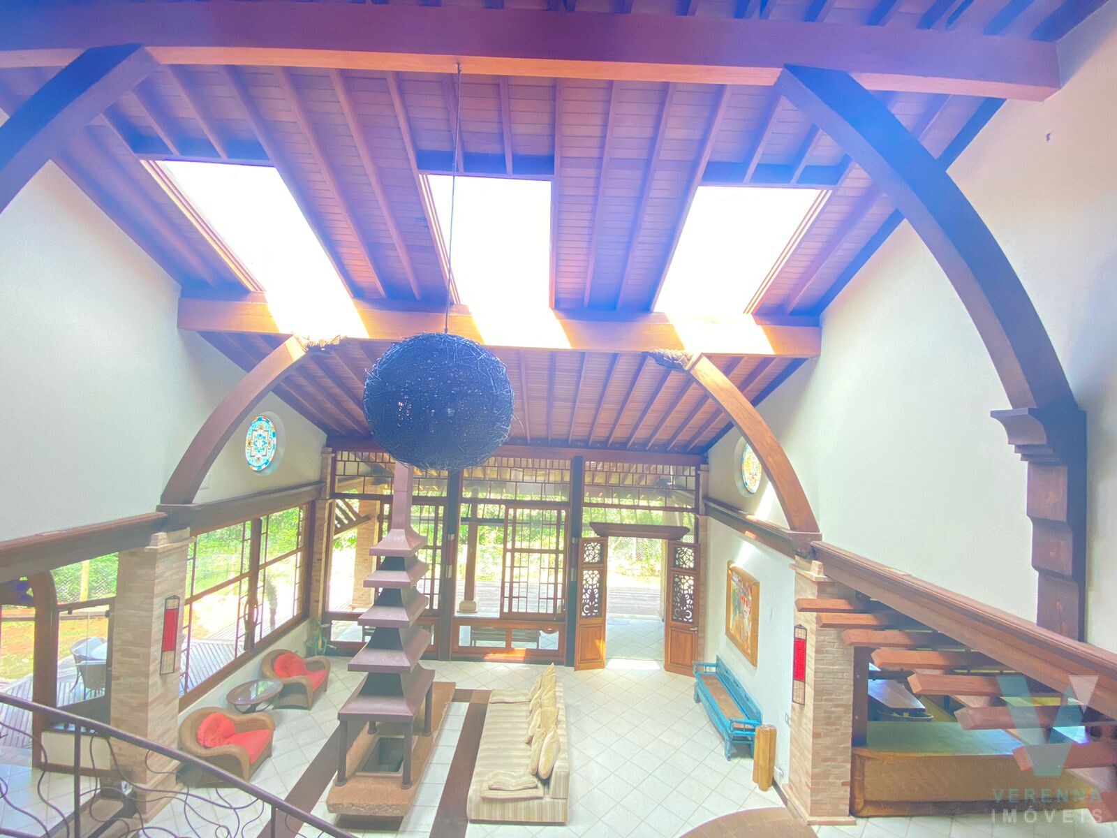 Casa de luxo, estilo balines, na PRAIA DO PRUMIRIM