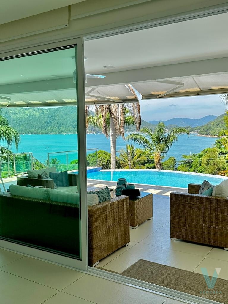 Casa na Praia da Santa Rita, espetáculo de vista para o mar!