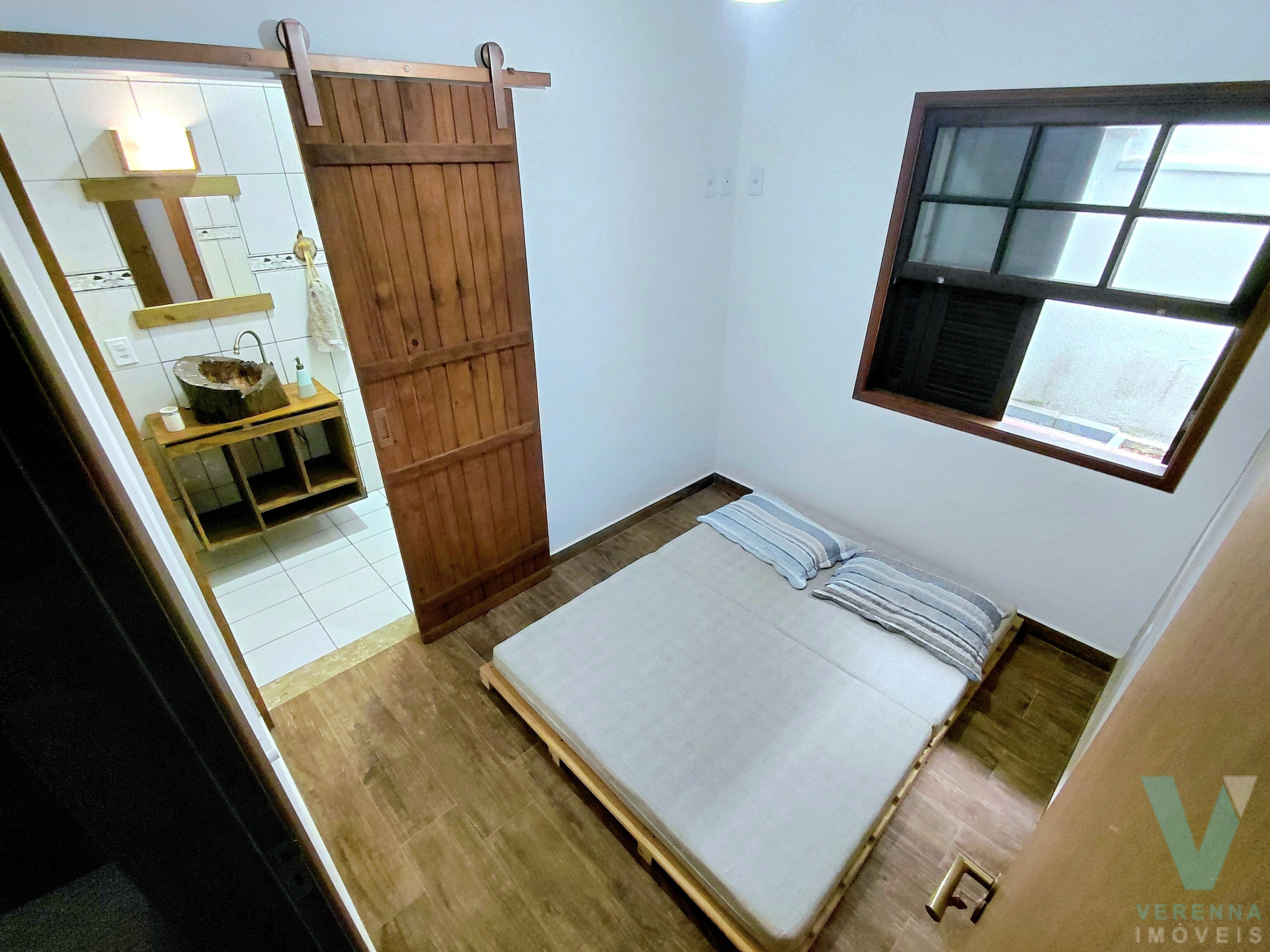 Casa na praia das Toninhas 3 quartos