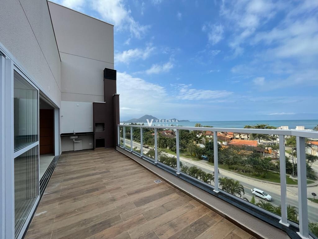 Cobertura com vista para a Praia das Toninhas.