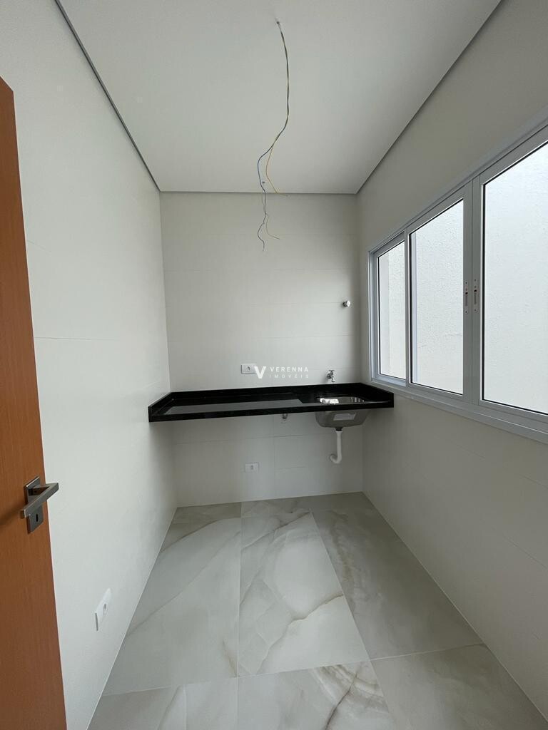 Cobertura com vista para a Praia das Toninhas.