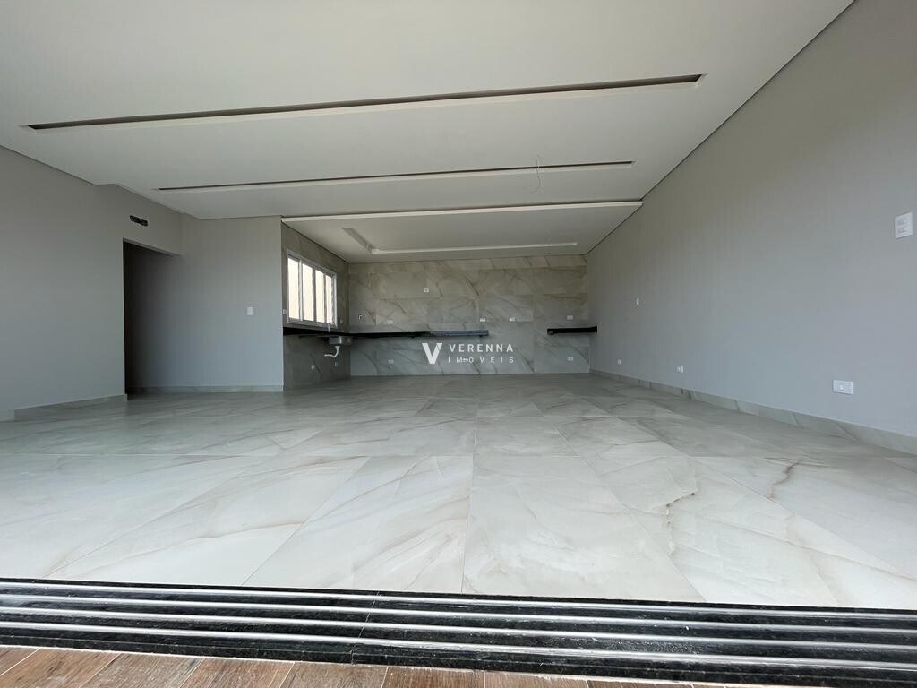 Cobertura com vista para a Praia das Toninhas.