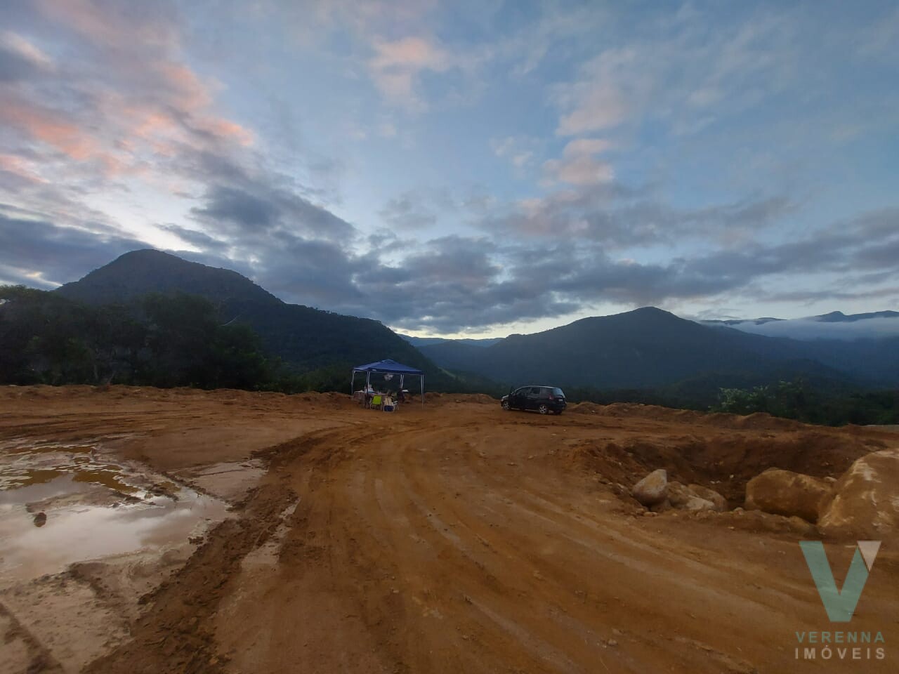 Área 19 mil metros na Praia do Ubatumirim