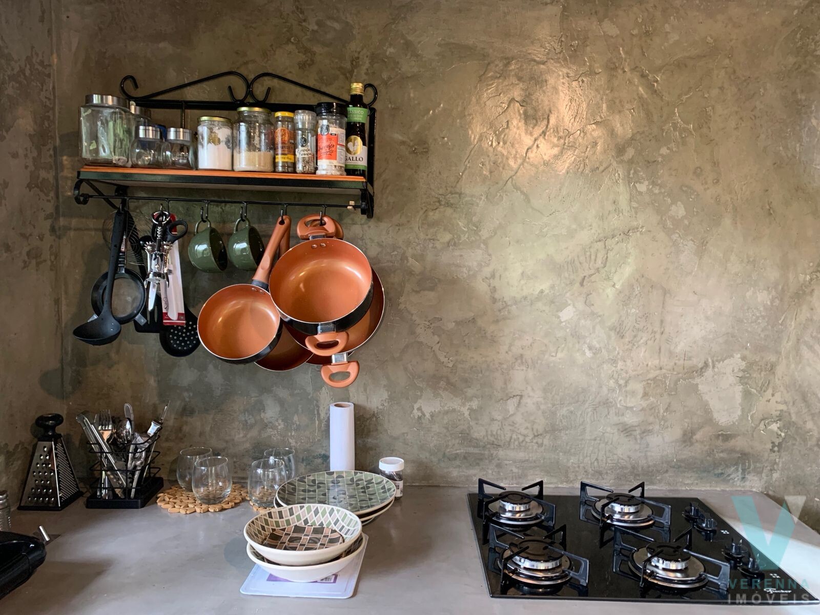 Chalé, casa  estilo DOMO no sertão do Ubatumirim