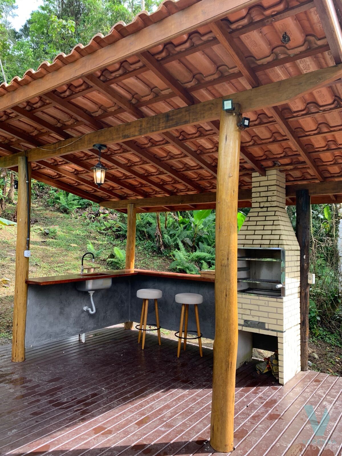 Chalé, casa  estilo DOMO no sertão do Ubatumirim