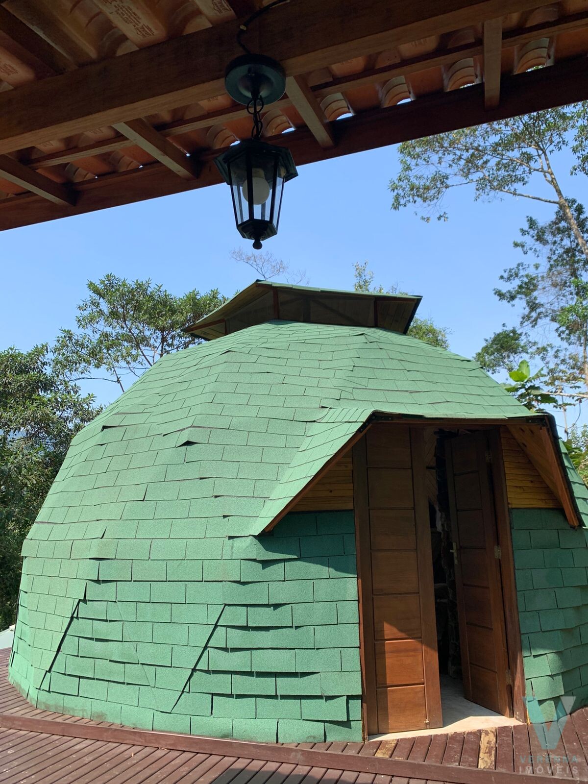 Chalé, casa  estilo DOMO no sertão do Ubatumirim